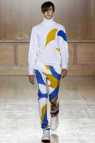 Alexander McQueen / - 2015